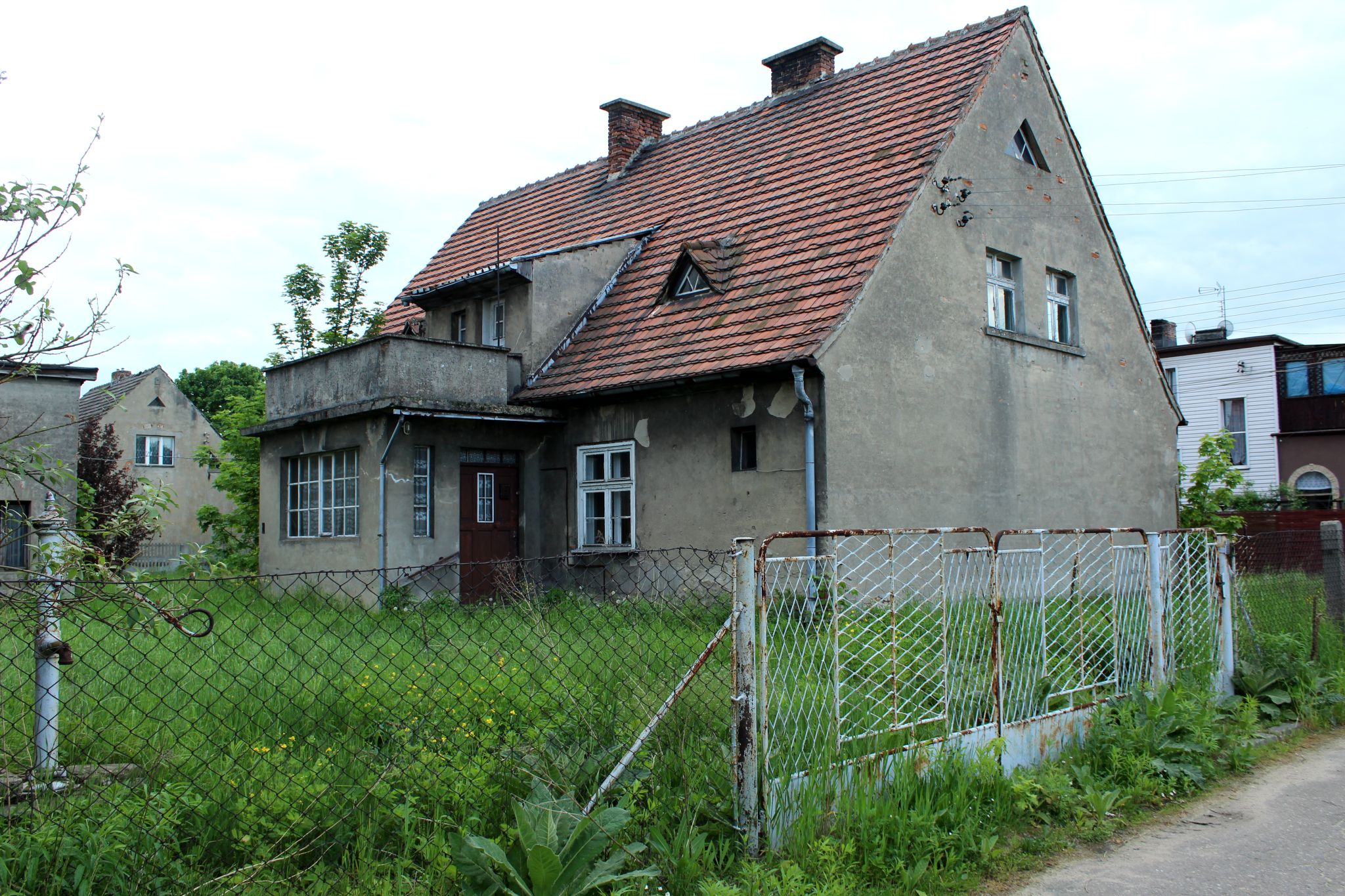 Dom wolnostojący do remontu 220 m² na sprzedaż Tworóg