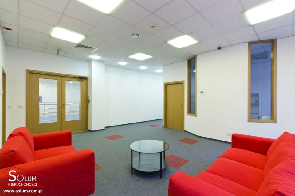 Budynek użytkowy Warszawa