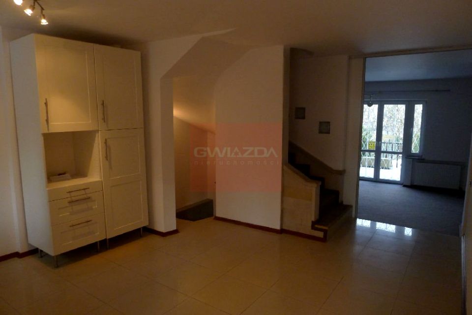 Budynek użytkowy Warszawa