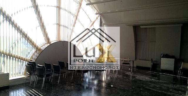 Budynek użytkowy Warszawa