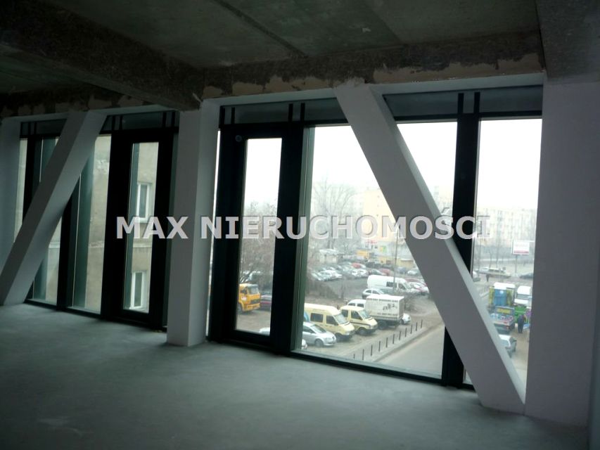 Budynek użytkowy Warszawa