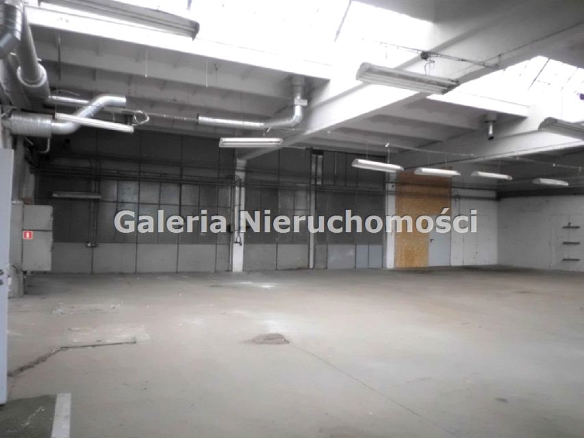 Budynek użytkowy Warszawa