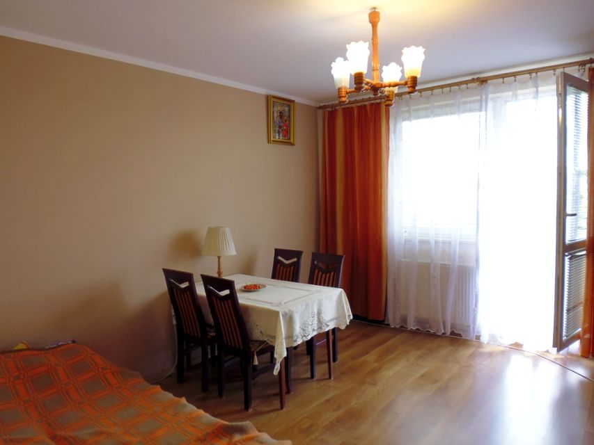 Mieszkanie blok mieszkalny nad jeziorem