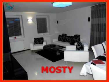 Dom Mosty