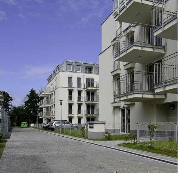 Mieszkanie blok mieszkalny przy lesie