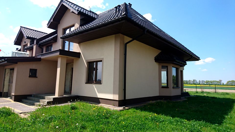 Dom Pogroszew-Kolonia