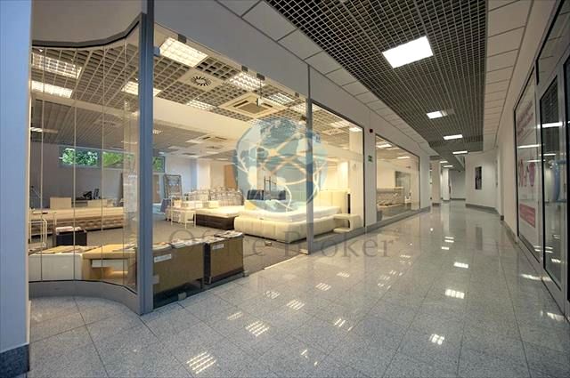 Budynek użytkowy Warszawa