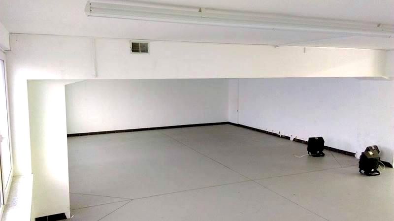 Budynek użytkowy Warszawa