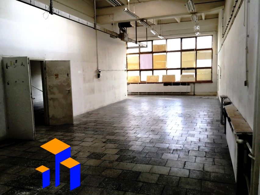 Budynek użytkowy Warszawa