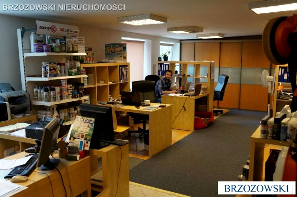 Budynek użytkowy Warszawa