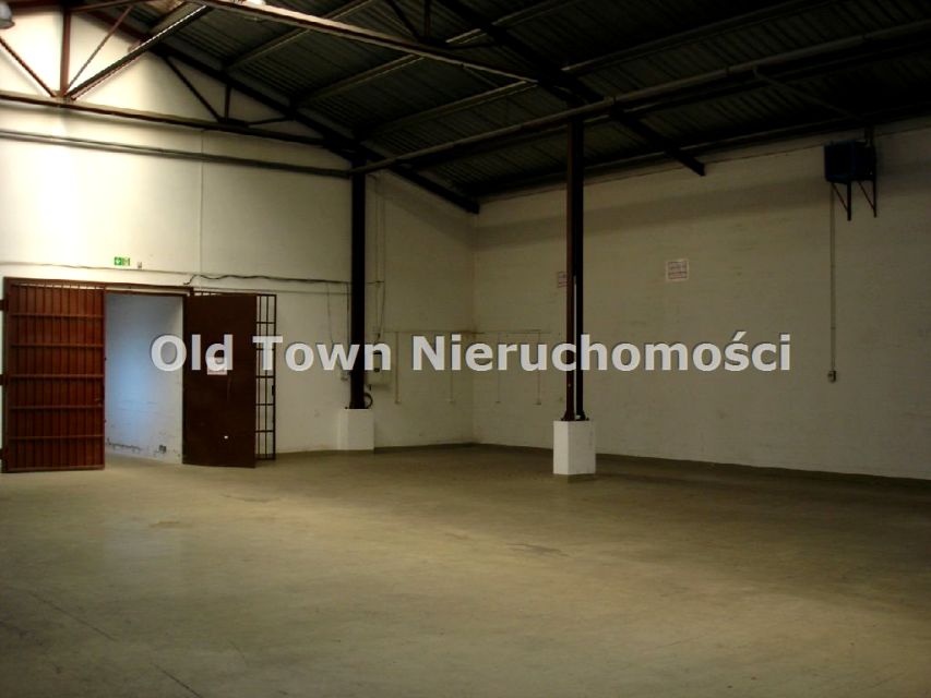 Budynek użytkowy Warszawa