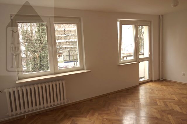 Mieszkanie blok mieszkalny Warszawa