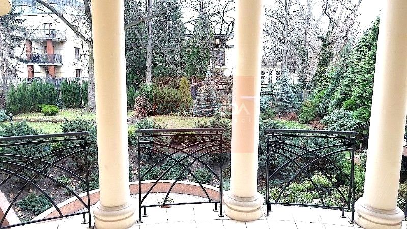 Budynek użytkowy Warszawa