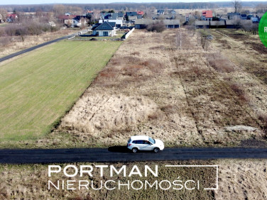 Działka przy lesie
