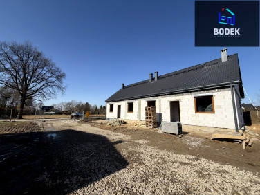 Dom Dobroszów Oleśnicki