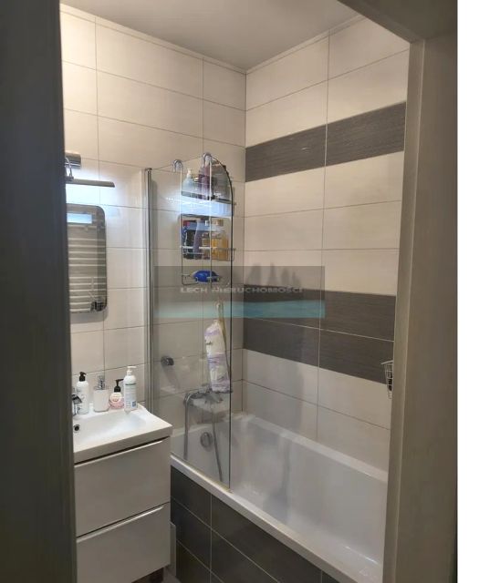 Mieszkanie blok mieszkalny Warszawa