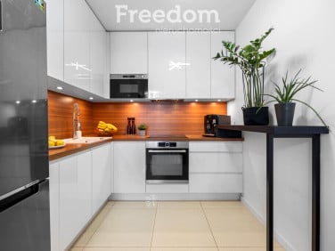 Mieszkanie blok mieszkalny przy lesie