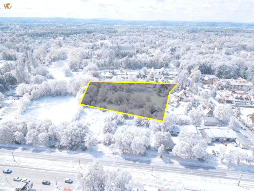 Działka usługowa sprzedam