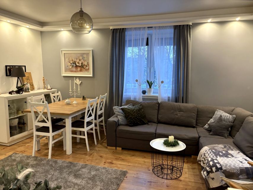 Dom Kolonia Wola Szydłowiecka