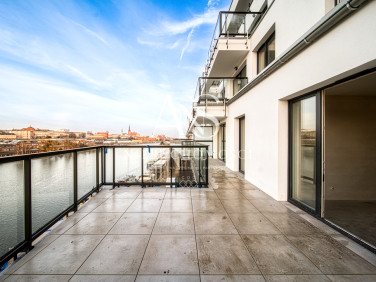 Mieszkanie apartamentowiec nad rzeką