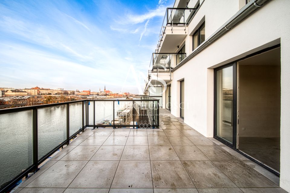 Mieszkanie apartamentowiec nad rzeką