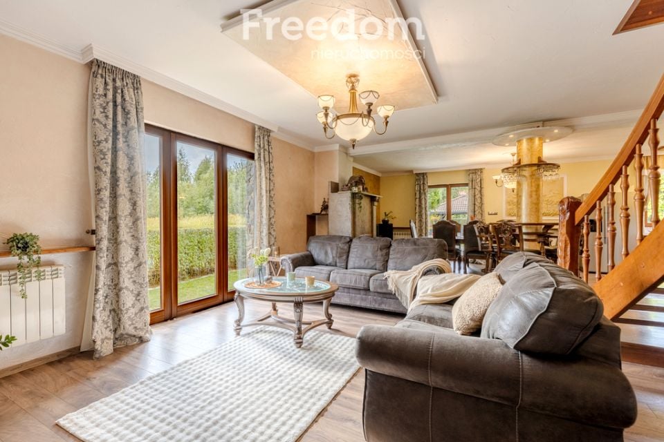 Dom Łozina