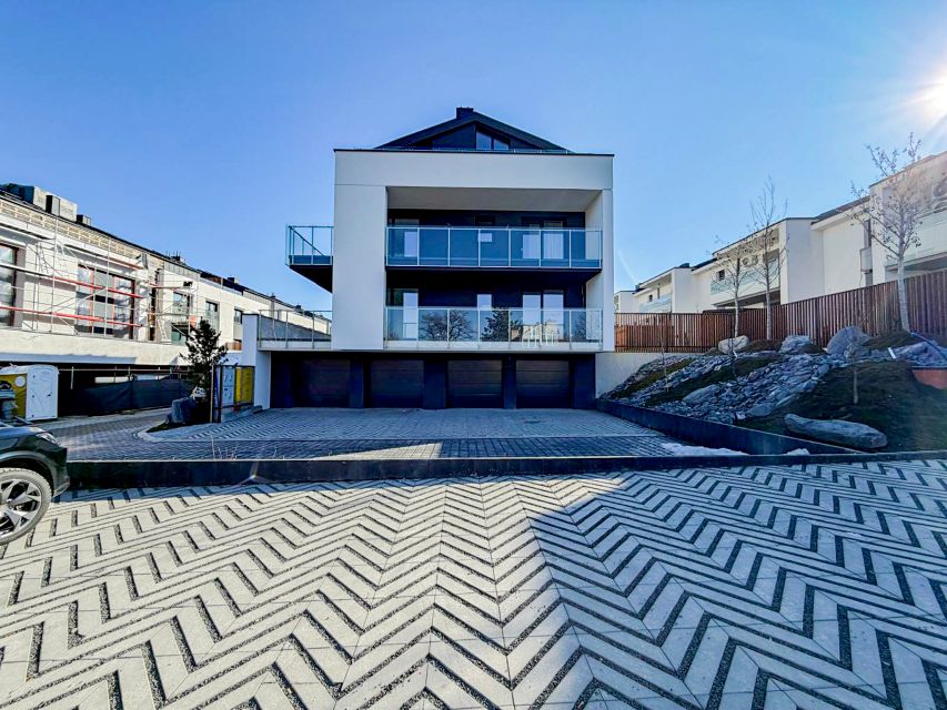 Mieszkanie apartamentowiec przy lesie