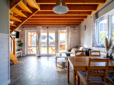 Budynek użytkowy Dębki