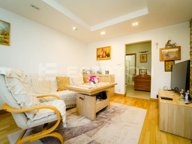 Mieszkanie blok mieszkalny przy lesie