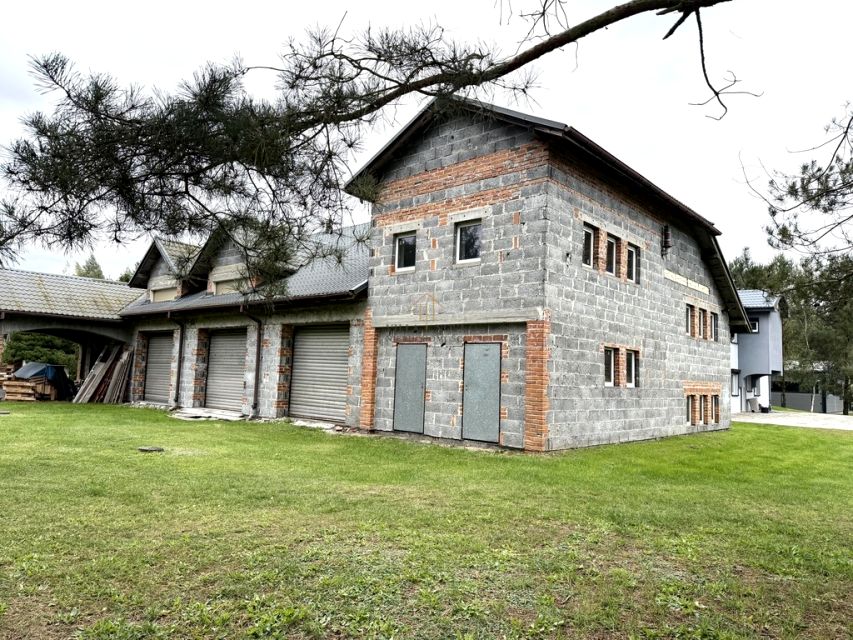 Budynek użytkowy Raków