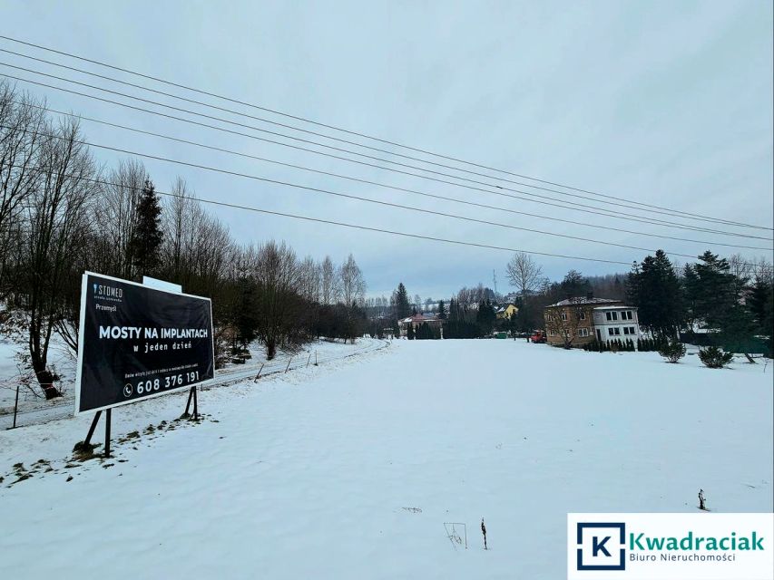 Działka usługowa Zagórz