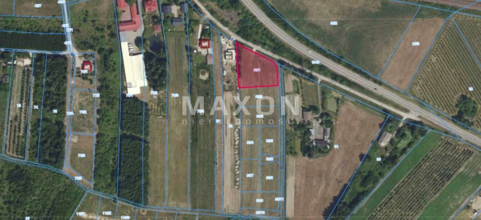 Działka usługowa Sosnowica