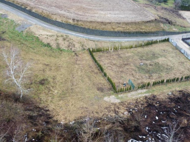 Działka budowlana Dys