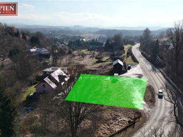 Pusta działka Dziwiszów