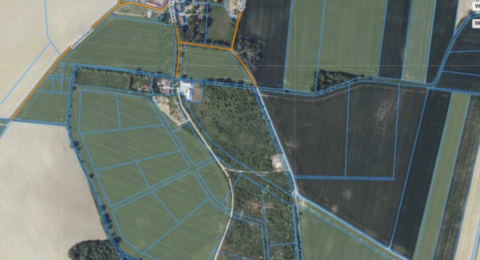 Działka budowlana Źródła