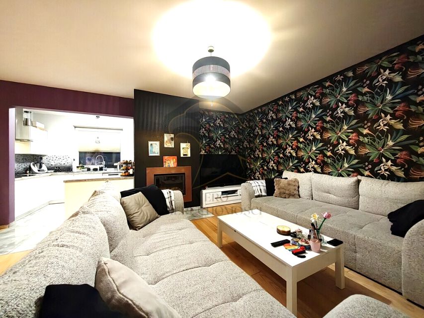 Dom JASTRZĘBIE GÓRNE