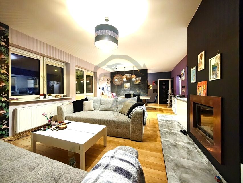 Dom JASTRZĘBIE GÓRNE