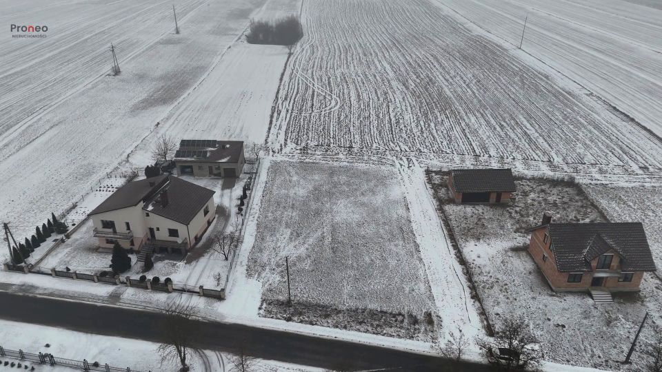 Pusta działka Święciec