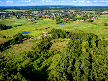 Działka nad jeziorem