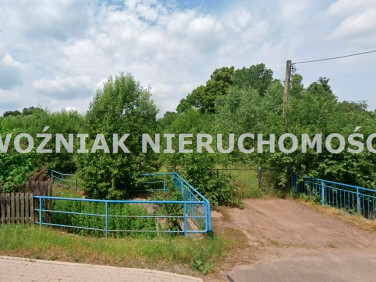 Pusta działka Struga