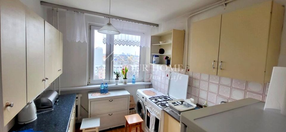 Mieszkanie blok mieszkalny nad rzeką