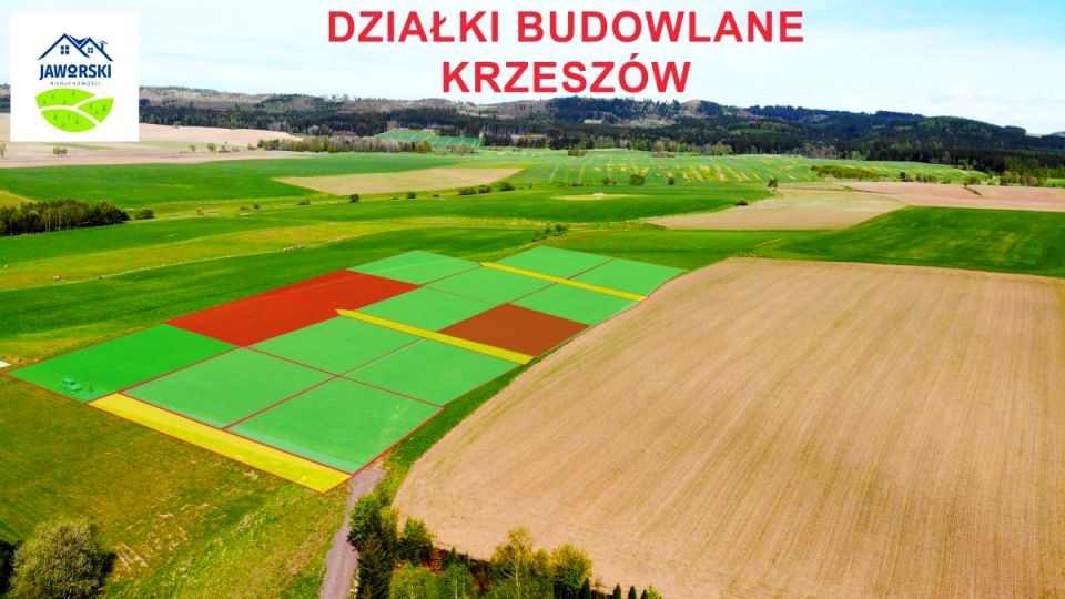 Działka przy lesie