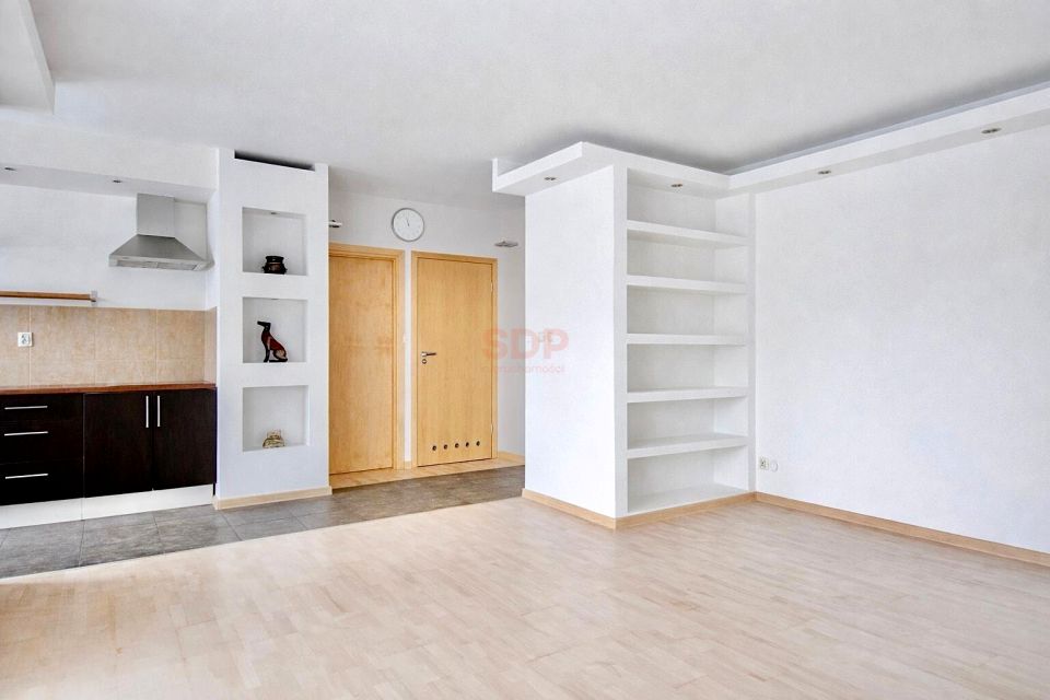 Mieszkanie blok mieszkalny sprzedaż