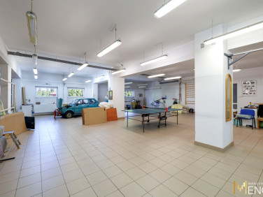 Budynek użytkowy Adamów