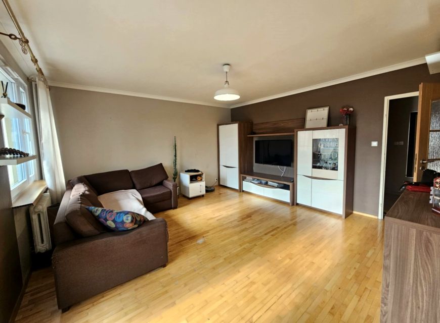 Mieszkanie blok mieszkalny sprzedaż