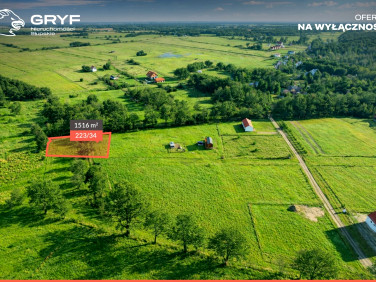 Pusta działka Smołdziński Las