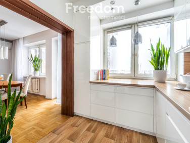 Mieszkanie blok mieszkalny Warszawa