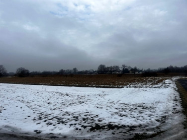 Pusta działka Ochodza