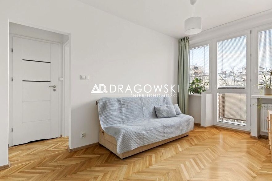 Mieszkanie blok mieszkalny Warszawa