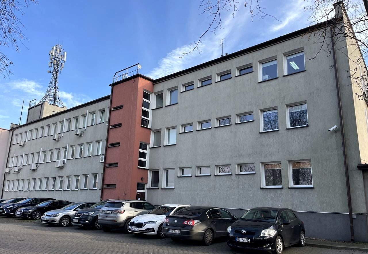 Biuro, Aleja Józefa Piłsudskiego